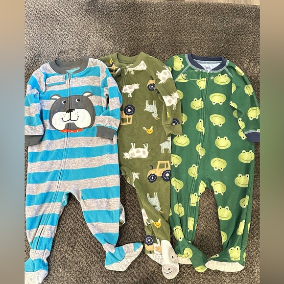 Carter's bundle three fleece sleepers.  Size 12 mo - Picture 1 of 4